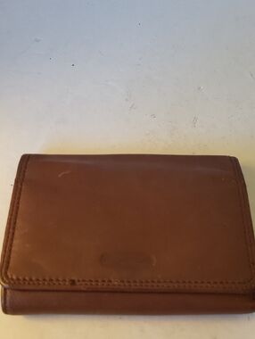 Women's Fossil Leather Trifold Wallet Brown